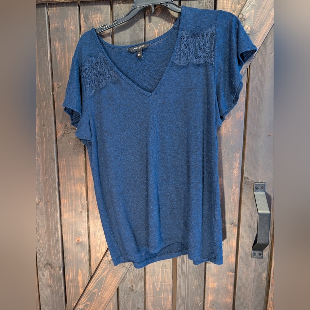 Women's Banana Republic, Blue Lace Accent Top, Size M